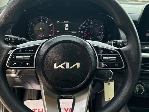 Used 2024 Kia Forte LXS image 14