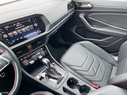 Used 2021 Volkswagen Jetta GLI image 16