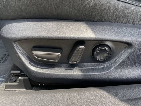 Used 2026 Toyota Camry SE FWD image 23