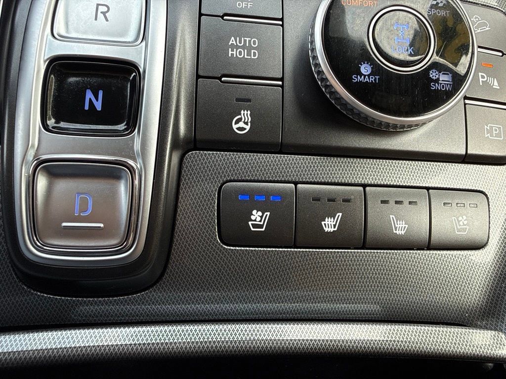 Used 2023 Hyundai Santa Fe Calligraphy AWD/4WD image 25