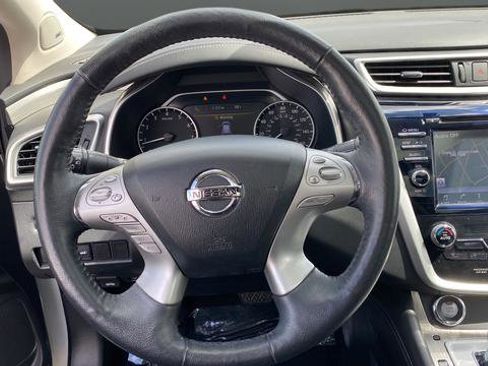 Used 2018 Nissan Murano Platinum AWD/4WD image 16