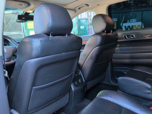 Used 2014 Lincoln MKT AWD w/ Equipment Group 201A image 18