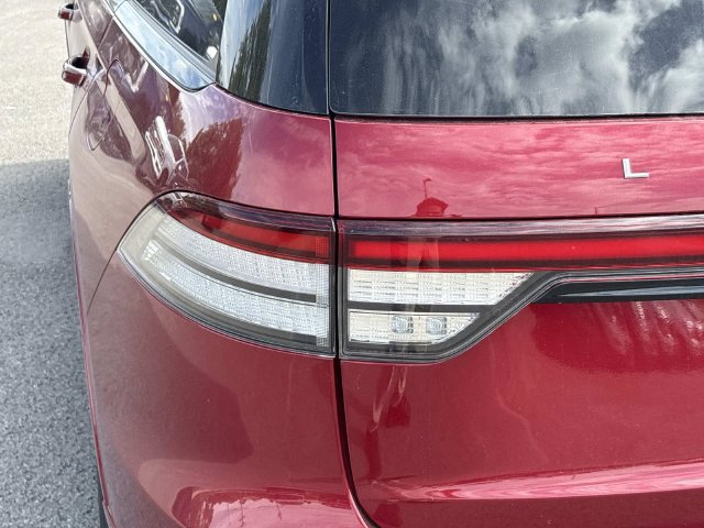 New 2027 Lincoln Aviator Reserve AWD/4WD image 11