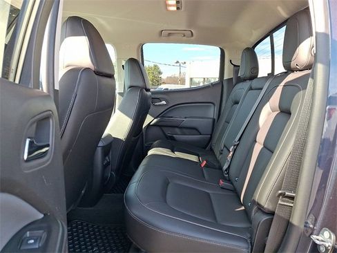 Used 2018 Chevrolet Colorado Z71 w/ Centennial Edition image 10