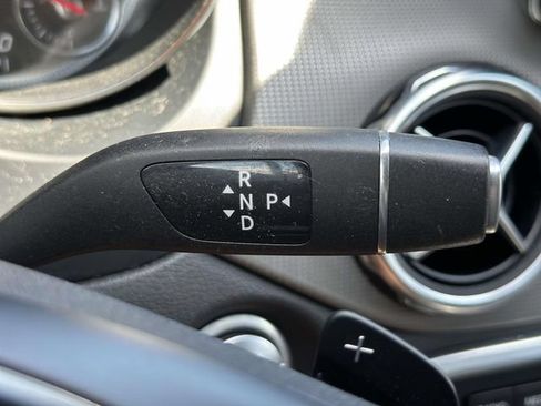 Used 2019 Mercedes-Benz GLA 250 4MATIC image 25