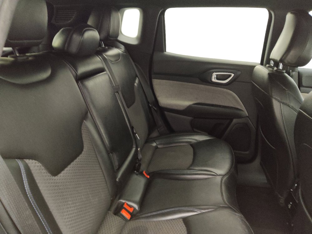 Used 2023 Jeep Compass Latitude w/ Convenience Group AWD/4WD image 19