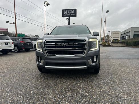 Used 2022 GMC Yukon SLT w/ SLT Premium Package image 7
