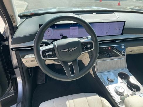 Used 2025 Genesis GV80 2.5T Advanced AWD/4WD image 21