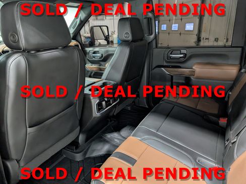 Used 2022 Chevrolet Silverado 3500 High Country image 19