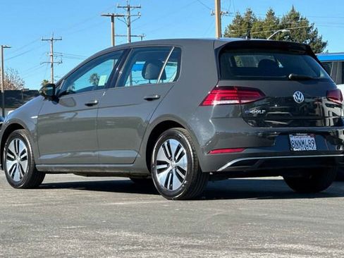 Used 2019 Volkswagen e-Golf SE w/ Driver Assistance Package image 6
