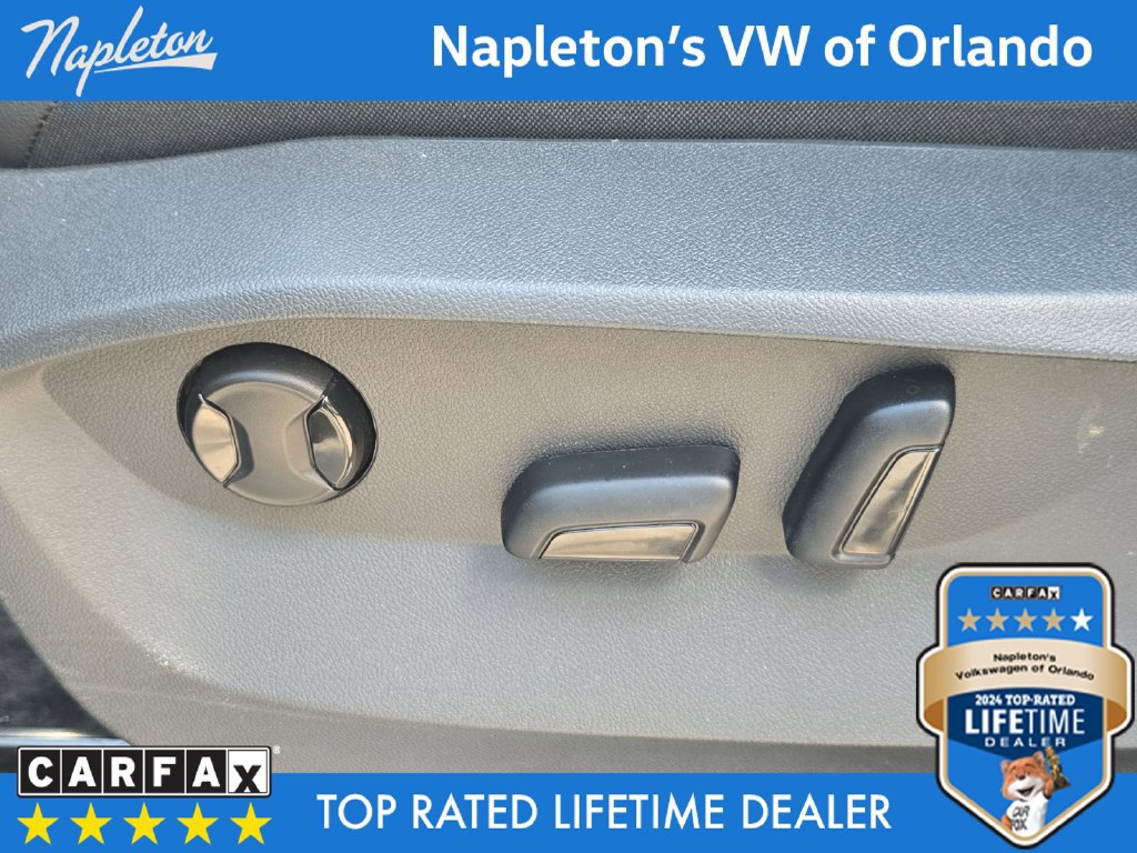 Used 2024 Volkswagen Tiguan SE R-Line AWD/4WD image 24