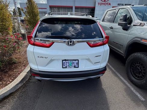 Used 2017 Honda CR-V Touring image 5