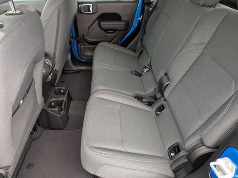 New 2025 Jeep Gladiator Sport image 23