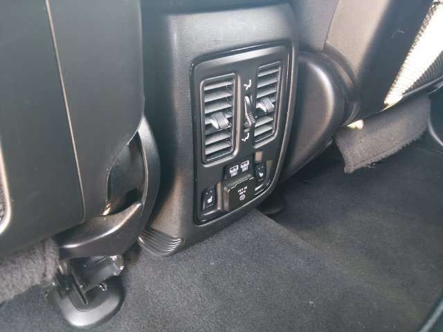 Used 2024 Dodge Durango GT AWD/4WD image 13