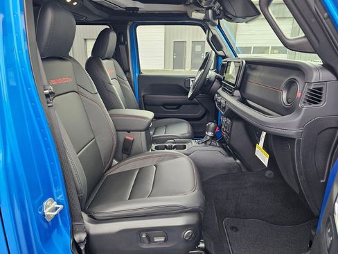 New 2025 Jeep Wrangler Unlimited Rubicon image 15