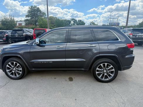 Used 2018 Jeep Grand Cherokee Overland w/ Trailer Tow Group IV RWD image 6