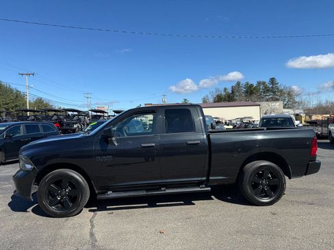 Used 2016 RAM 1500 Express w/ Black Ram 1500 Express Group image 5