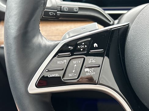 Certified 2025 Mercedes-Benz GLE 450 4MATIC image 27