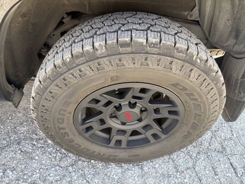 Used 2014 Toyota 4Runner SR5 Premium w/ Convenience Package AWD/4WD image 10