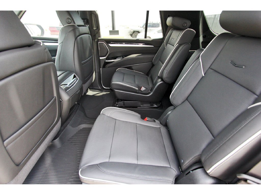 New 2027 Cadillac Escalade Sport RWD image 4