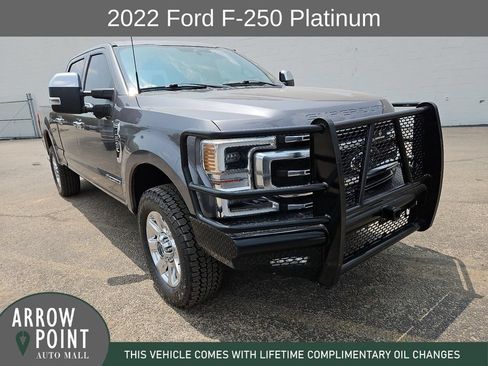 Used 2022 Ford F250 Platinum w/ FX4 Off-Road Package AWD/4WD image 2