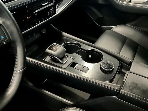 Used 2023 Nissan Rogue SL w/ SL Premium Package image 15