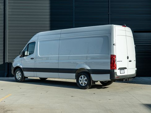 New 2026 Mercedes-Benz Sprinter 2500 image 5