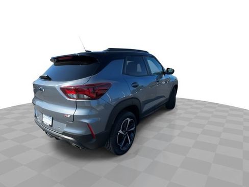 Used 2021 Chevrolet TrailBlazer RS w/ Sun and Liftgate Package FWD image 8