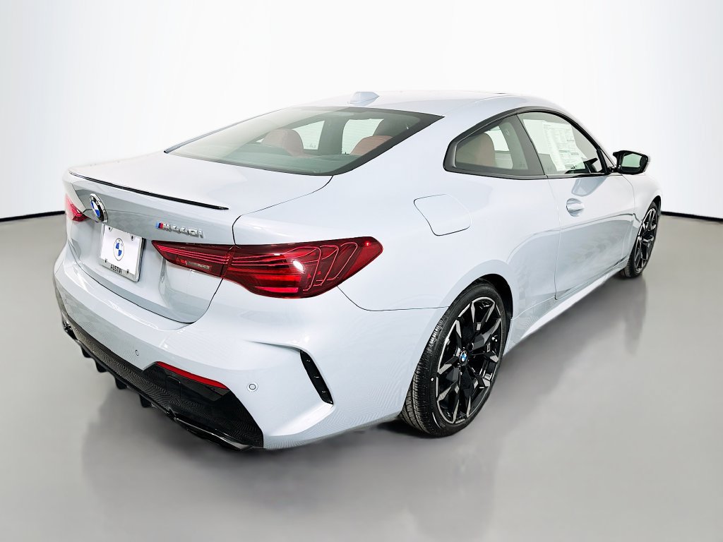 Used 2026 BMW M440i Coupe w/ Premium Package RWD image 5