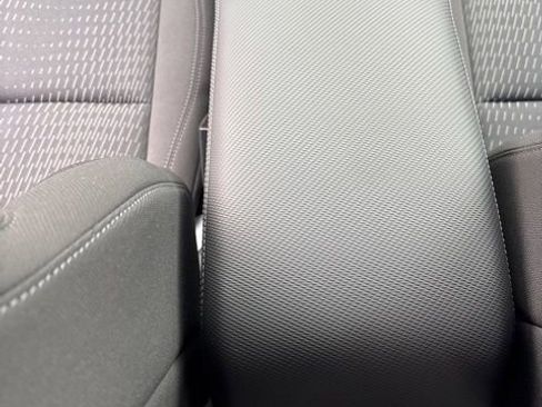 New 2026 Chevrolet Equinox LT w/ Safety and Technology Package AWD/4WD image 19