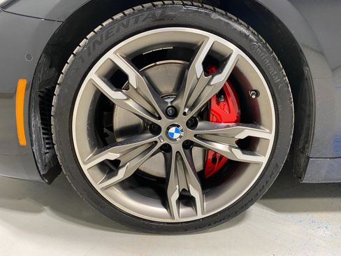 Used 2021 BMW M550i xDrive w/ Executive Package image 28