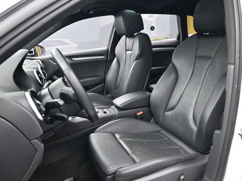 Used 2016 Audi A3 e-tron Premium Plus w/ Premium Plus Package FWD image 24