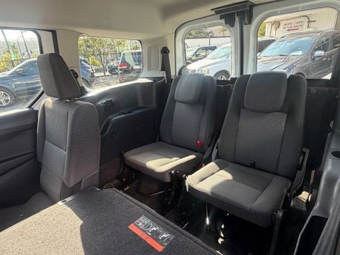 Used 2015 Ford Transit Connect XL FWD image 11