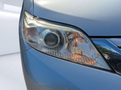Used 2014 Toyota Sienna Limited w/ Limited Premium Package FWD image 10