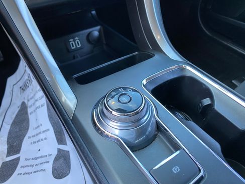 Used 2019 Ford Fusion SE image 63