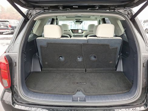 Used 2023 Hyundai Palisade Limited image 32