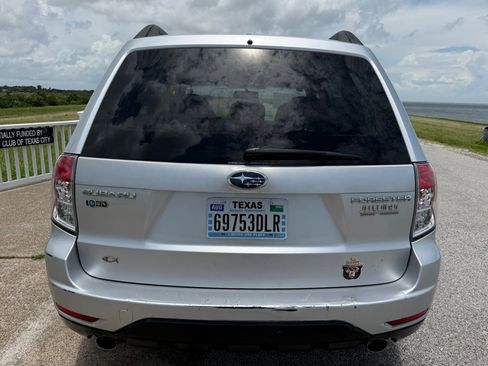 Used 2009 Subaru Forester 2.5X Limited AWD/4WD image 6
