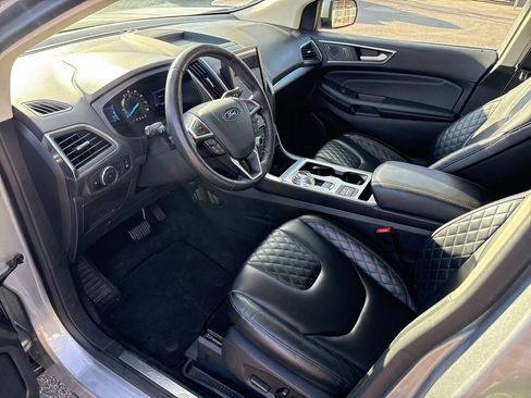 Used 2024 Ford Edge Titanium image 17