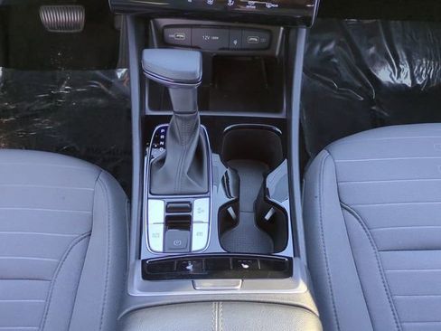 Certified 2024 Hyundai Santa Cruz SEL w/ Activity Package FWD image 18