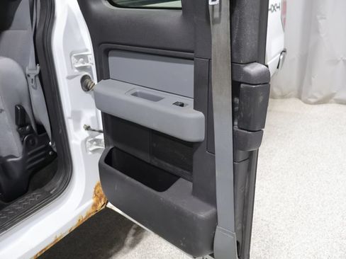 Used 2014 Ford F150 XLT AWD/4WD image 24