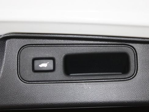 Used 2023 Honda Passport EX-L image 32