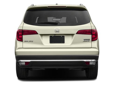 Used 2017 Honda Pilot Touring image 5