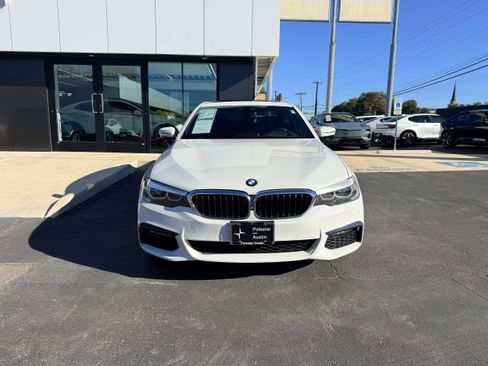 Used 2019 BMW 530i xDrive w/ M Sport Package image 7