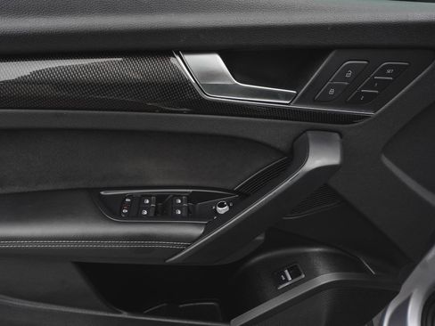 Used 2023 Audi SQ5 Premium Plus w/ Premium Plus Package image 11