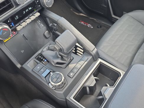 New 2026 Toyota 4Runner TRD Off-Road Premium AWD/4WD image 21