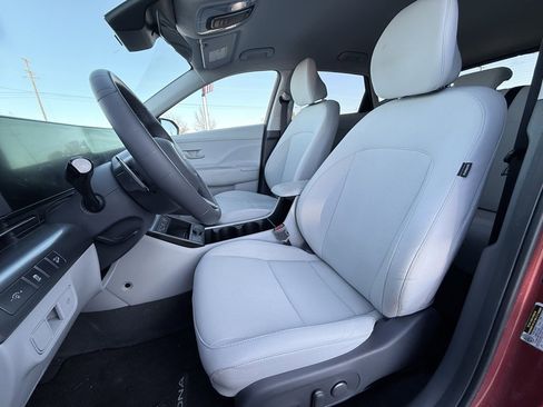 Used 2024 Hyundai Kona SEL w/ Convenience Package image 20