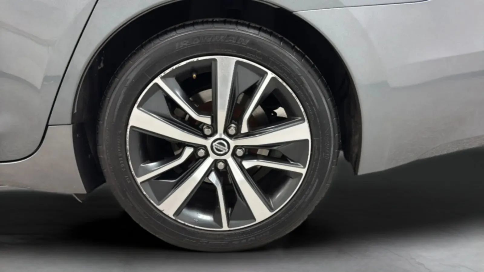 Used 2019 Nissan Maxima 3.5 SV w/ Floor Mat Group FWD image 29