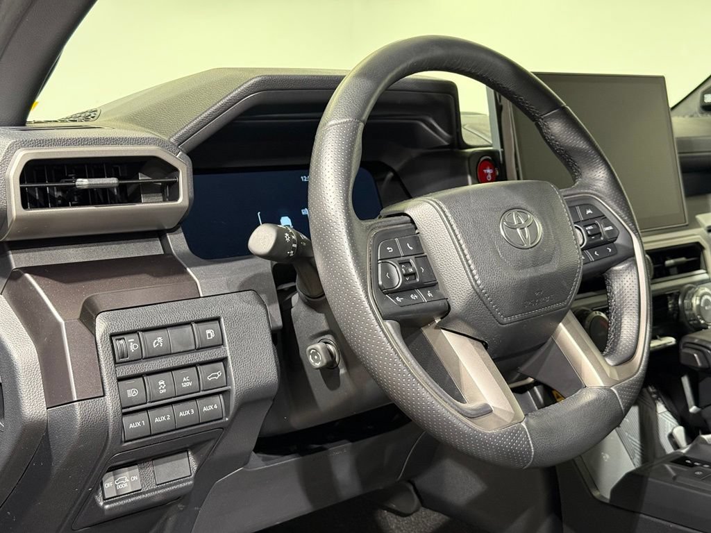 Certified 2025 Toyota 4Runner TRD Off-Road Premium w/ Tow Technology Package AWD/4WD image 17