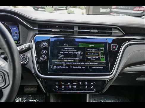 Used 2023 Chevrolet Bolt LT w/ Infotainment Package FWD image 15