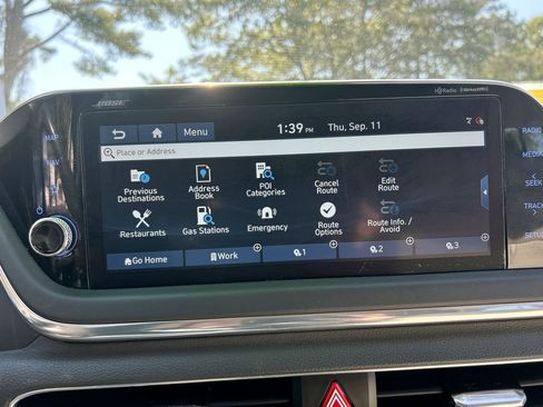 Used 2020 Hyundai Sonata Limited image 16